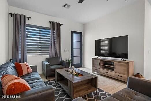 65 Avenida Pastor #B photo 4