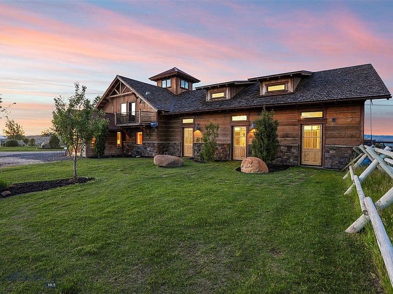326 Rocky Mountain Way photo 3