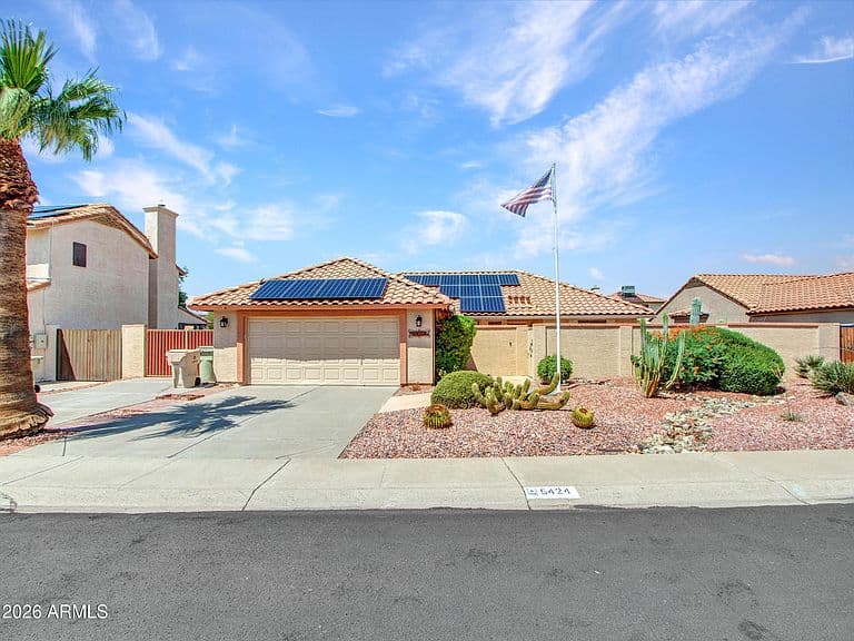 5424 W COCHISE Drive photo 3