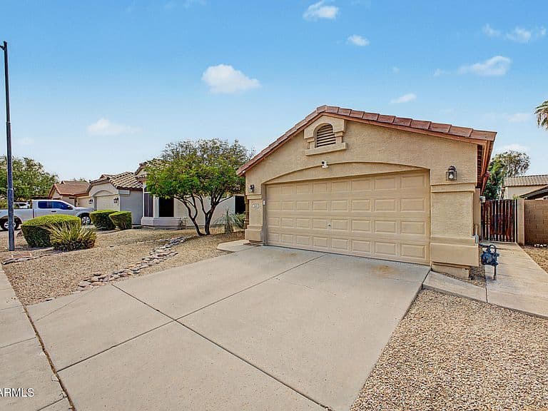 2331 W BLUE SKY Drive photo 5