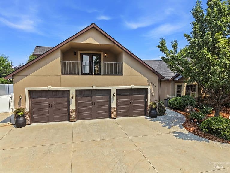 236 E Shafer View Dr photo 3