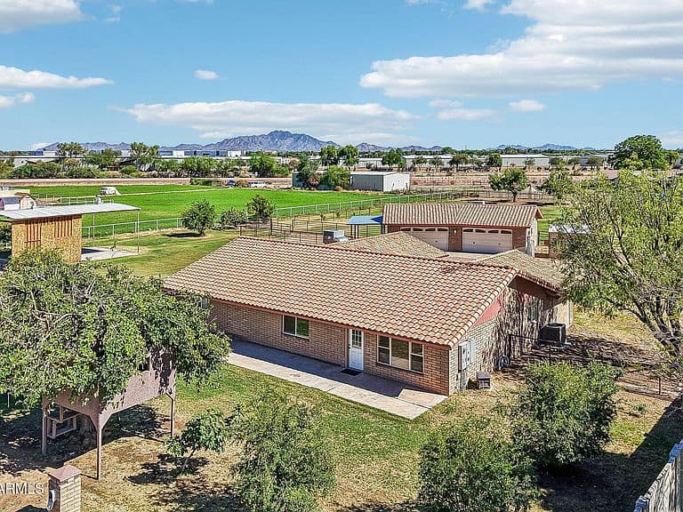 12137 E Bluebird Drive photo 2