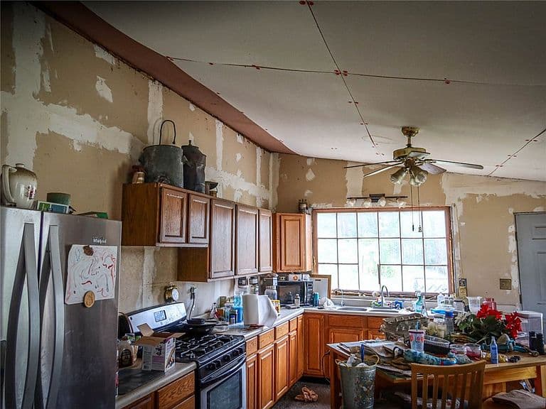 123 Smith Rd photo 3