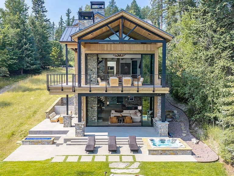 1500 W Lakeshore Dr photo 3