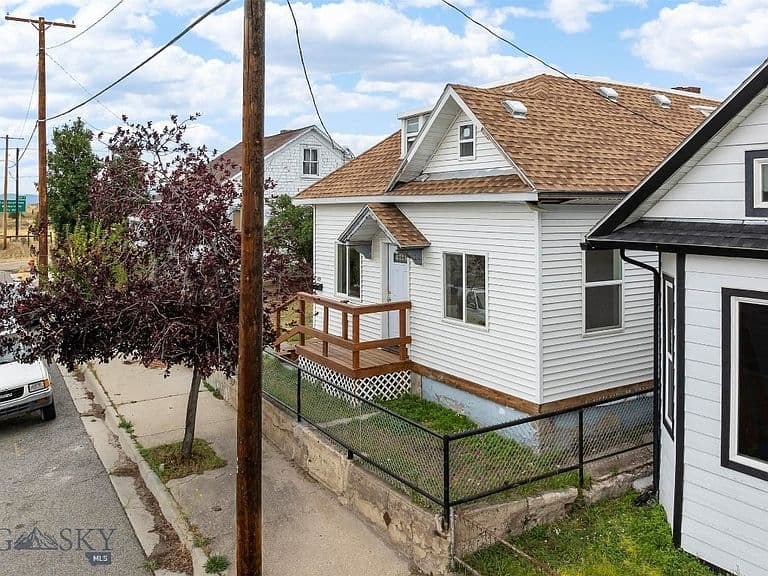 625 W Iron St photo 5