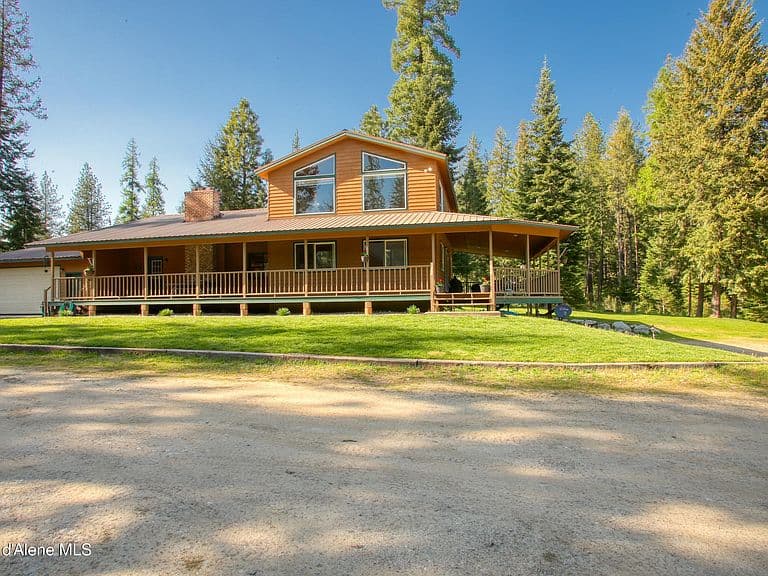 31582 E Hayden Lake Rd photo 2