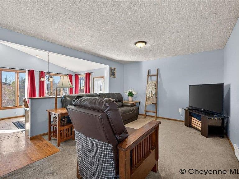 4526 El Camino Dr photo 5