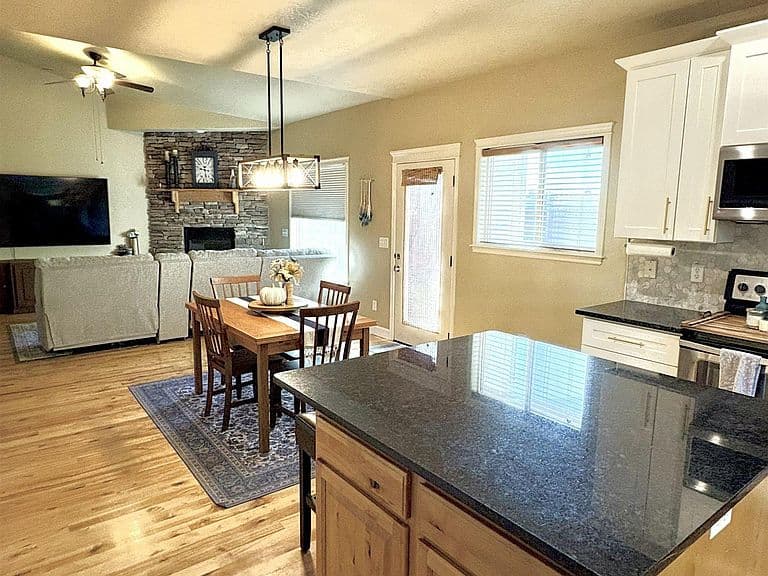 10065 W Arabian Dr photo 5