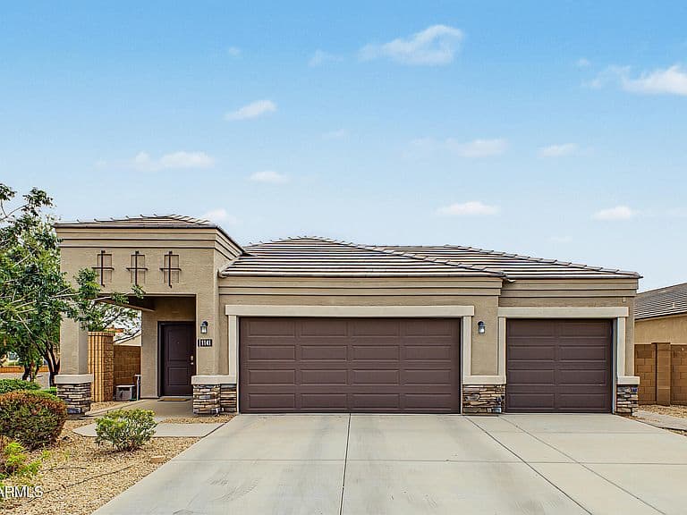 1141 E VIOLA Court photo 1