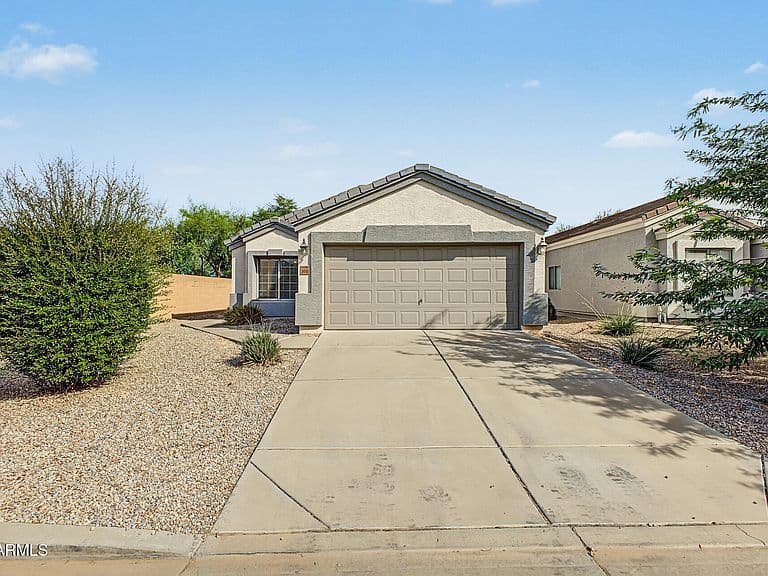 24053 N NECTAR Avenue photo 1