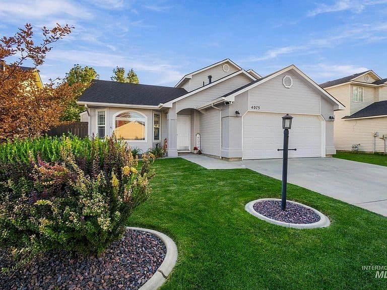 4075 W Bedrock Dr photo 1