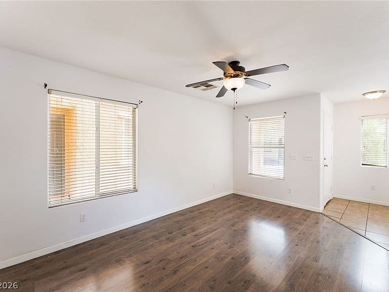 6924 Dancing Cloud Ave photo 4