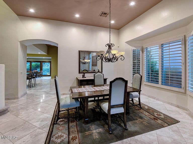 4318 N Sunset Cliff Dr photo 5