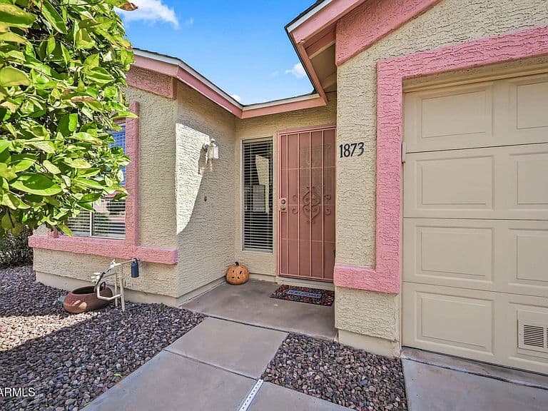 1873 E PEACH TREE Drive photo 5
