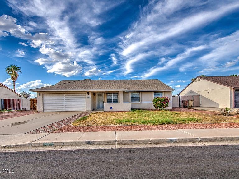 7202 W CHOLLA Street photo 3