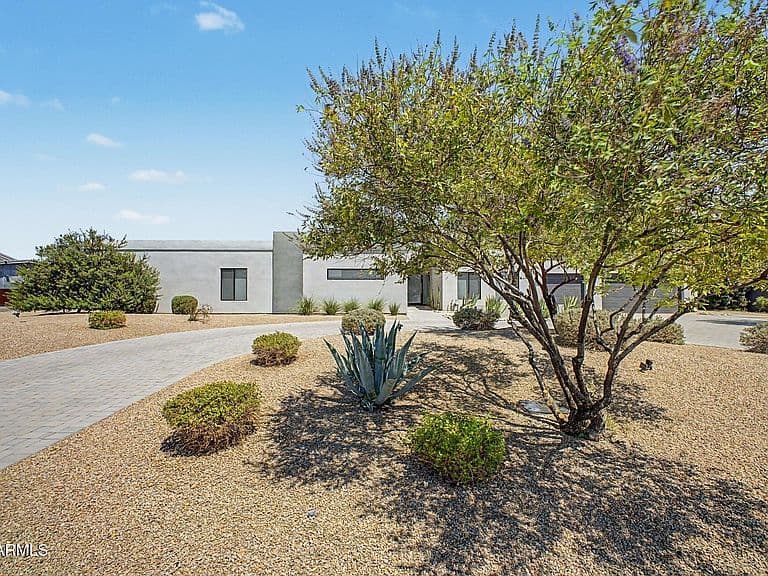 11601 N 65TH Street photo 2