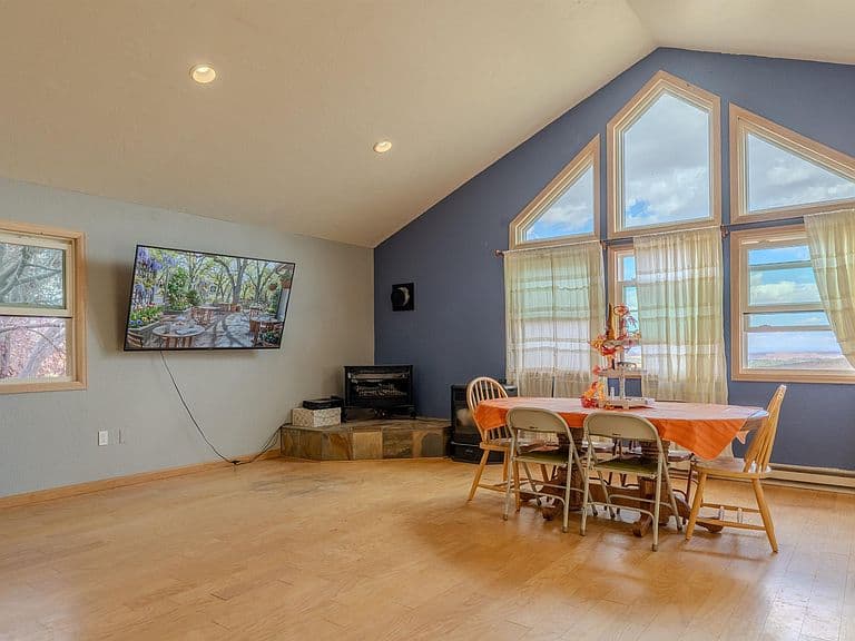 44 Sacajawea Ave photo 3