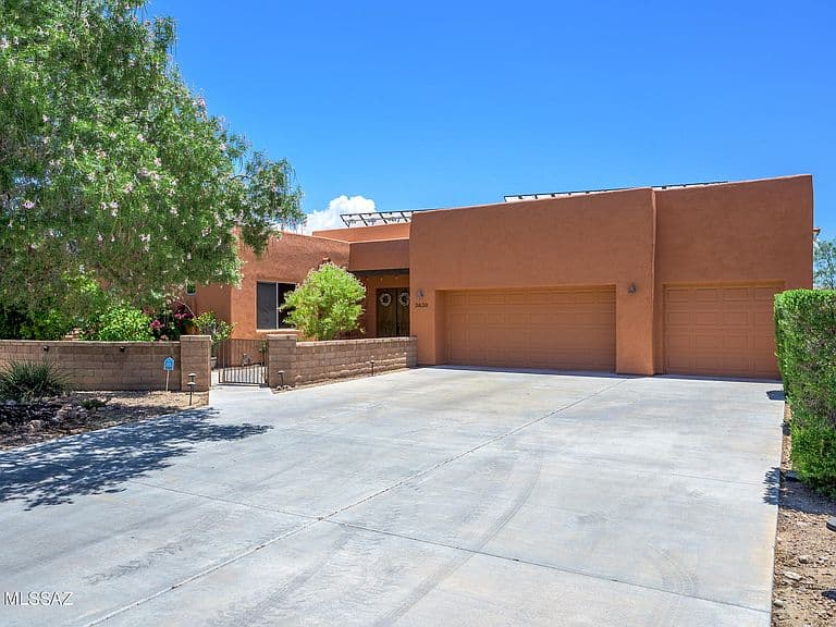 5636 S Creosote Ridge Way photo 2