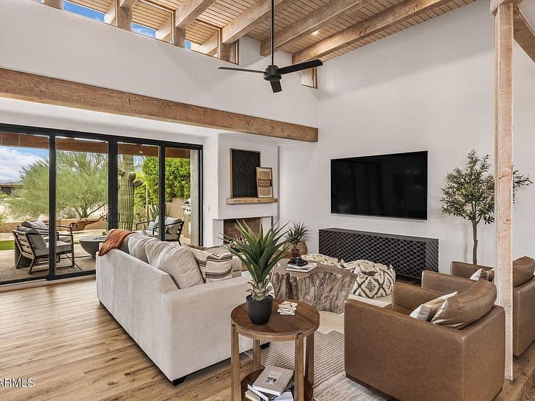 8502 E CAVE CREEK Road #22 photo 3