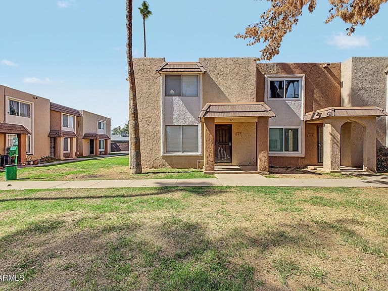 7126 N 19TH Avenue #109 photo 1