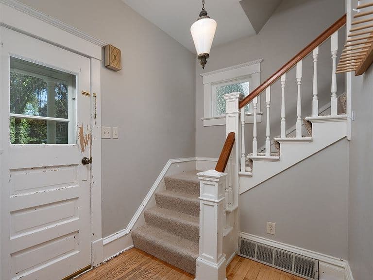 515 W Olive St photo 3