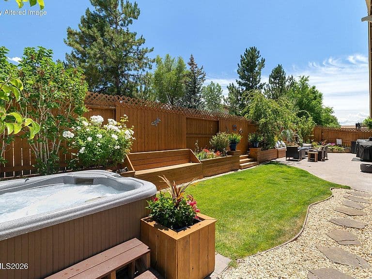1538 Tule Peak Cir photo 2