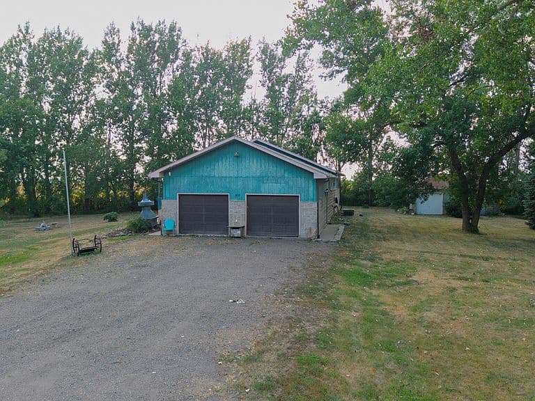 3825 86 1/2 Ave SE photo 4