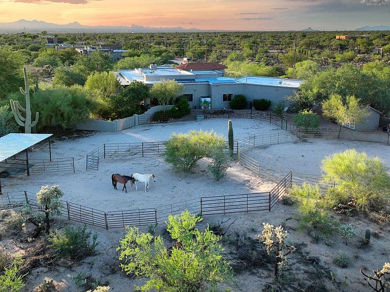 5251 W Desert Falcon Ln photo 2
