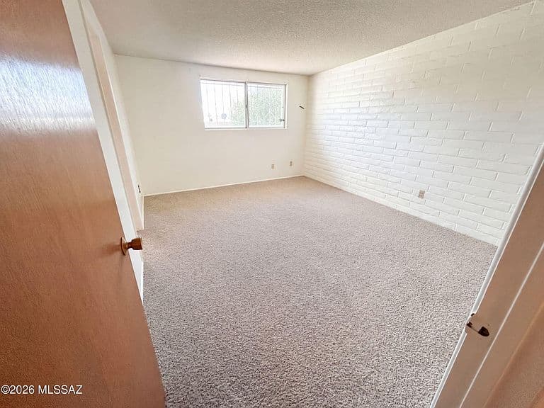 3431 S Champlain Ave photo 4