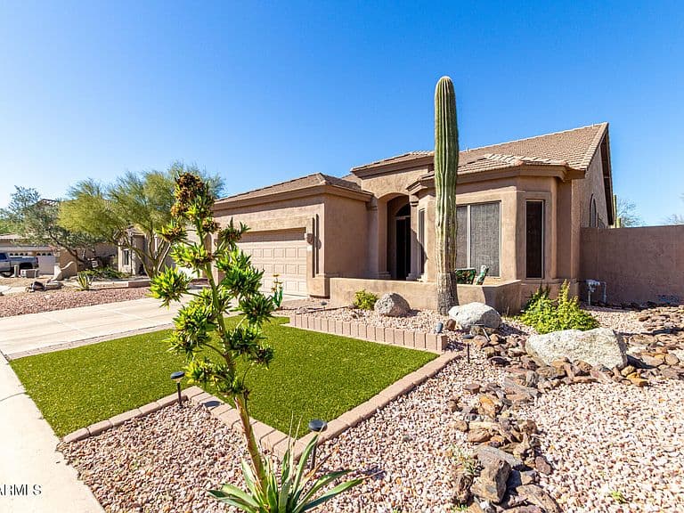 7238 E TYNDALL Street photo 4
