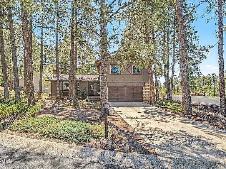 1301 N La Costa Ln photo 1