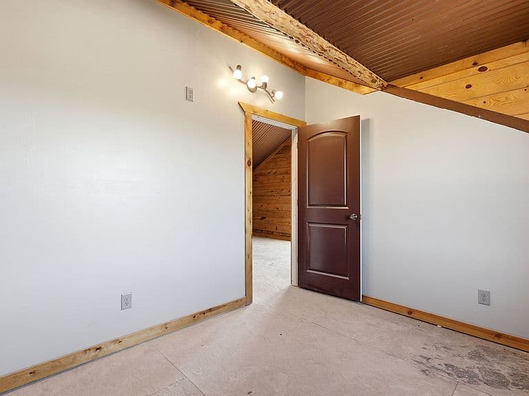 406 Jewell Ave photo 1
