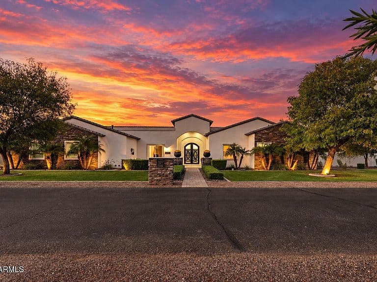 12228 E WOOD Drive photo 1