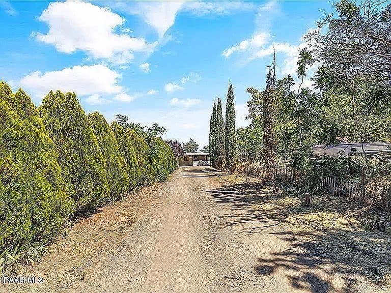 9675 S Sunset Dr photo 1