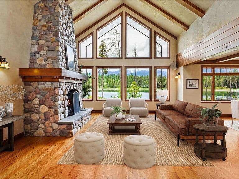 1029 Lake Of The Woods Ln photo 2