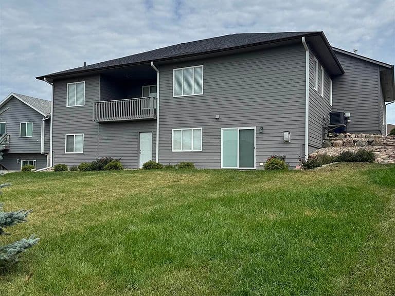 1013 N Danielle Dr photo 2