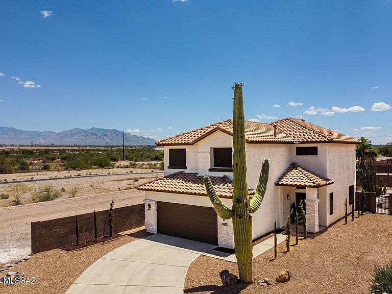 7485 W Long Creek Pl photo 3