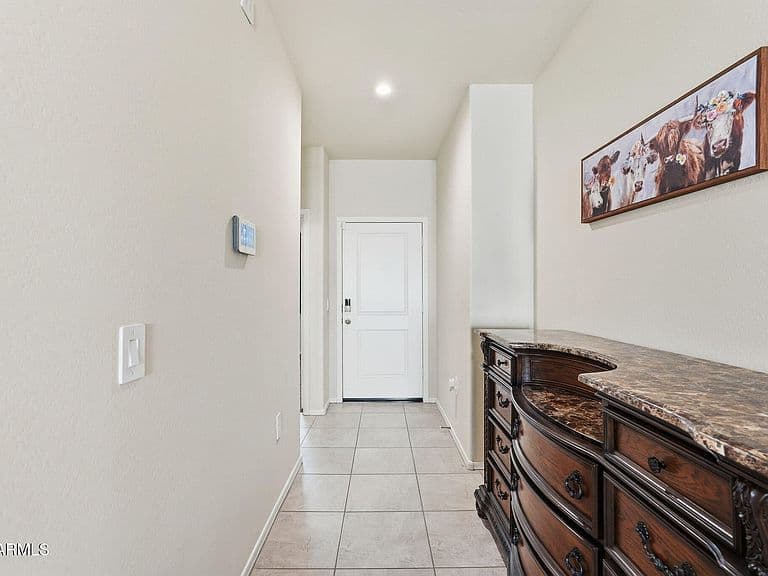 9458 E COTTON Road photo 5