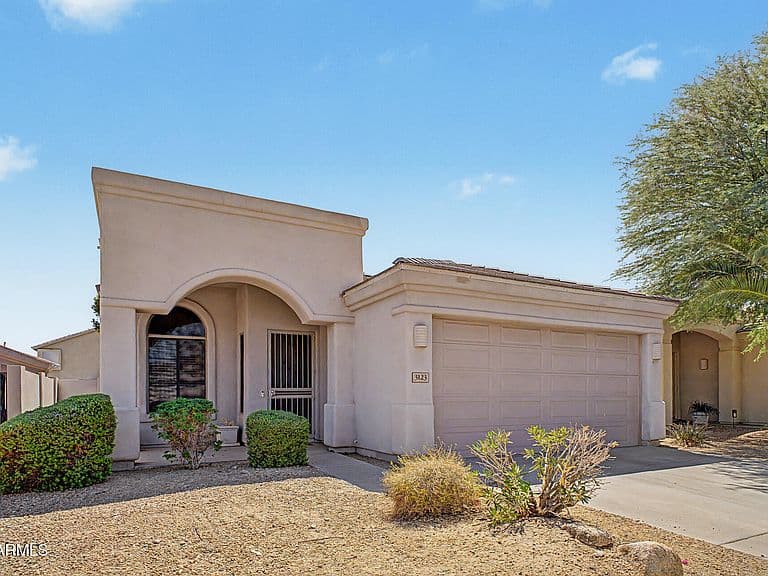 3123 E AMBER RIDGE Way photo 3
