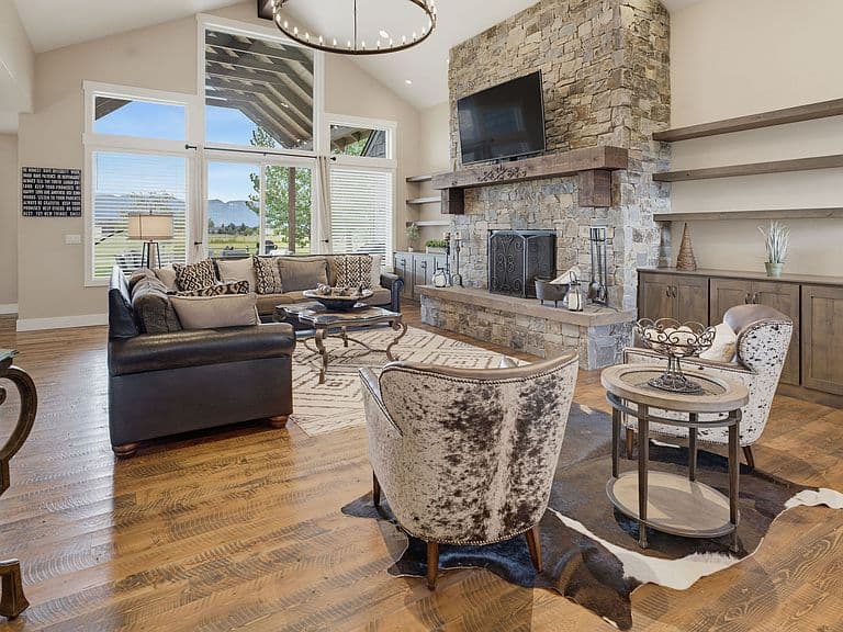 86 Sundance Way photo 4