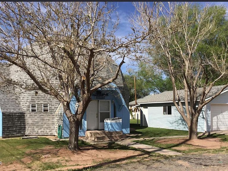 4532 1st N photo 1