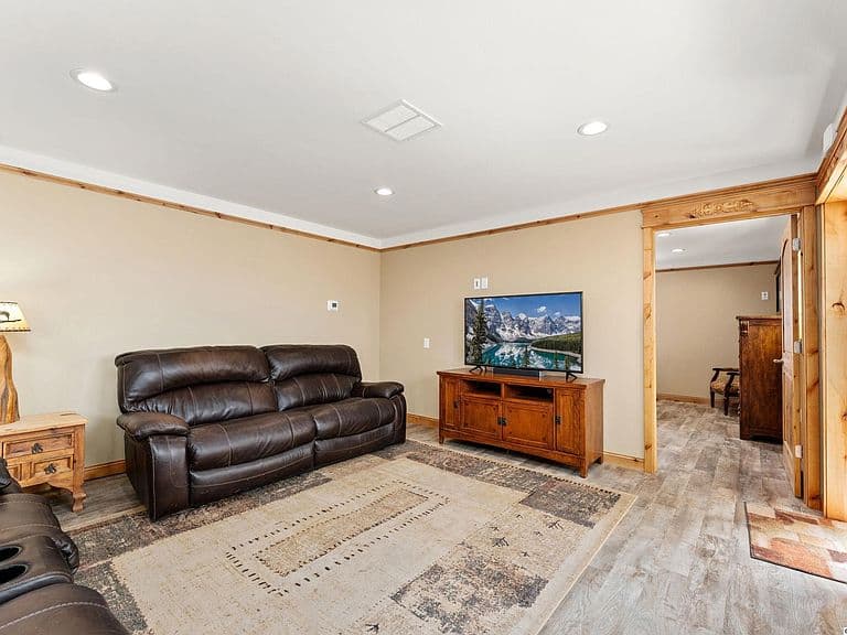 4884 Rising Sun Way photo 5