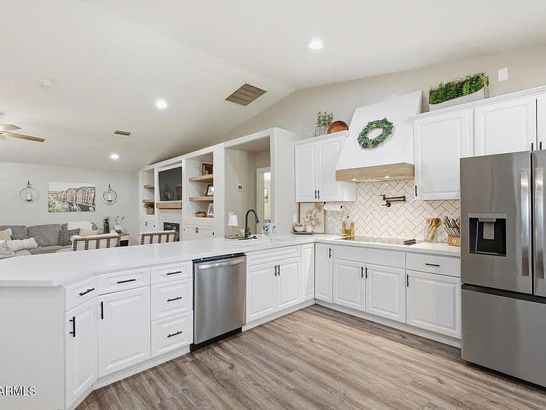 25437 W Pueblo Ave photo 4