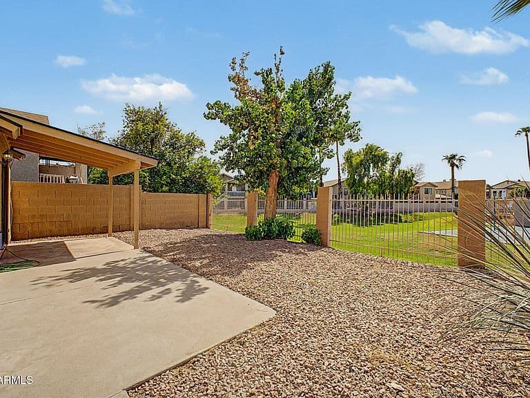 921 S VAL VISTA Drive #132 photo 2