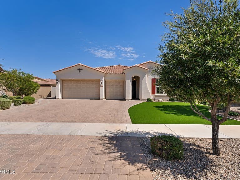 10404 E GAMMA Avenue photo 2