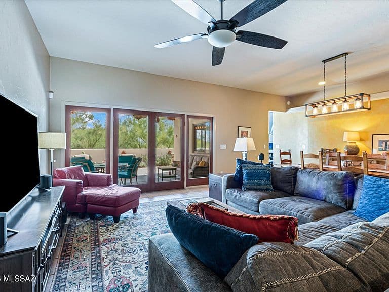 3402 W Foxes Den Dr photo 4
