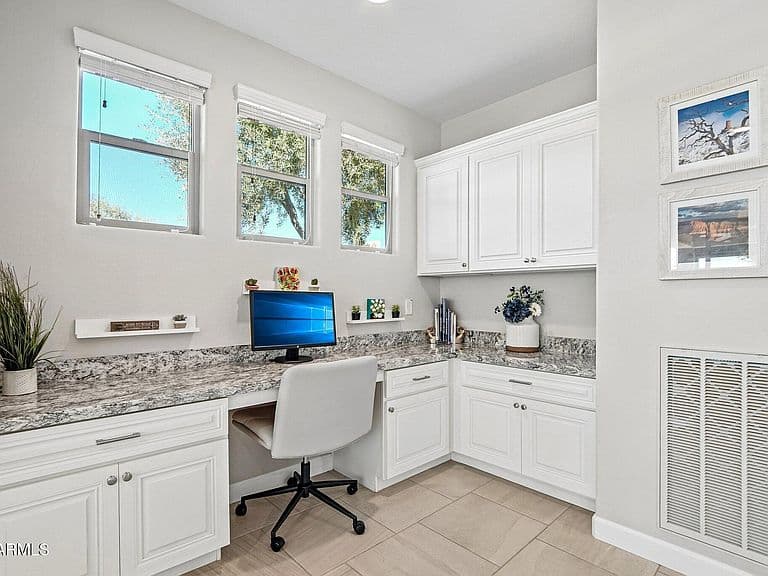 36042 N DESERT TEA Drive photo 4