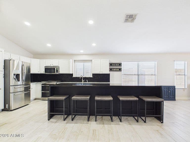 22621 N 34TH Lane photo 2