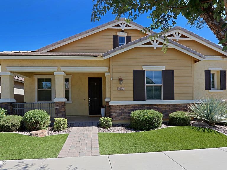 4290 E CYNTHIA Street photo 2