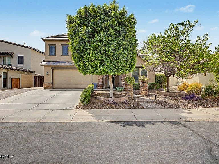 18423 W TURQUOISE Avenue photo 2